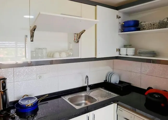 아파트 Maxihomes Hadrian Amber