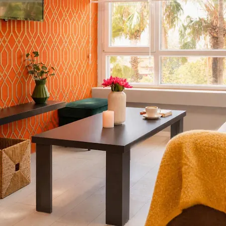 Hadrian Modern Amber In Prime Old Town Location Анталья