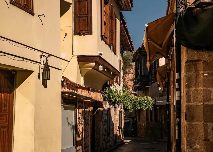 Maxihomes Hadrian Amber *