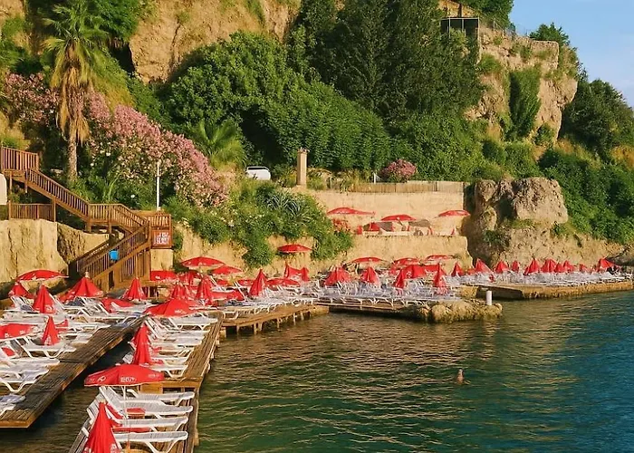 Διαμέρισμα Maxihomes Hadrian Amber *