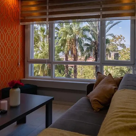 Prime Location Flat In Center شقة